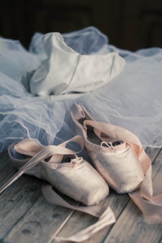Ballet toe shoes